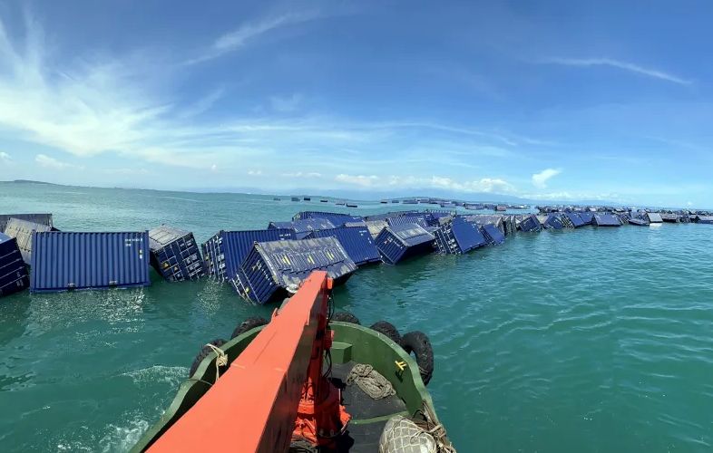 海运集装箱船在高雄淹没原因曝光！