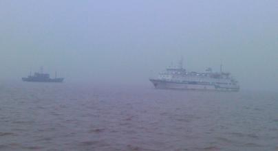 青岛港橙色海优势险预警，，，，，相关海域已实验禁限航